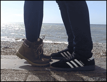 Name:  lowbird-1372884546075.gif
Hits: 99
Gre:  1,36 MB