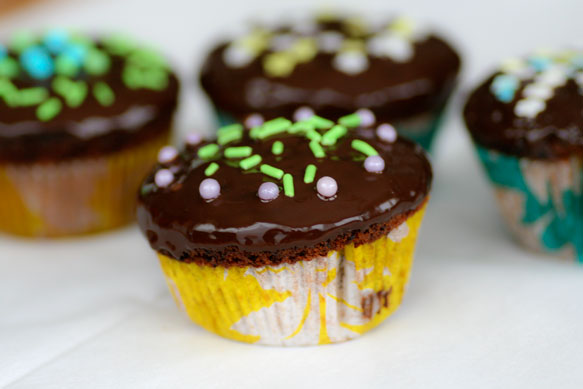 Name:  Schokomuffins-mit-Deko.jpg
Hits: 107
Gre:  35,3 KB