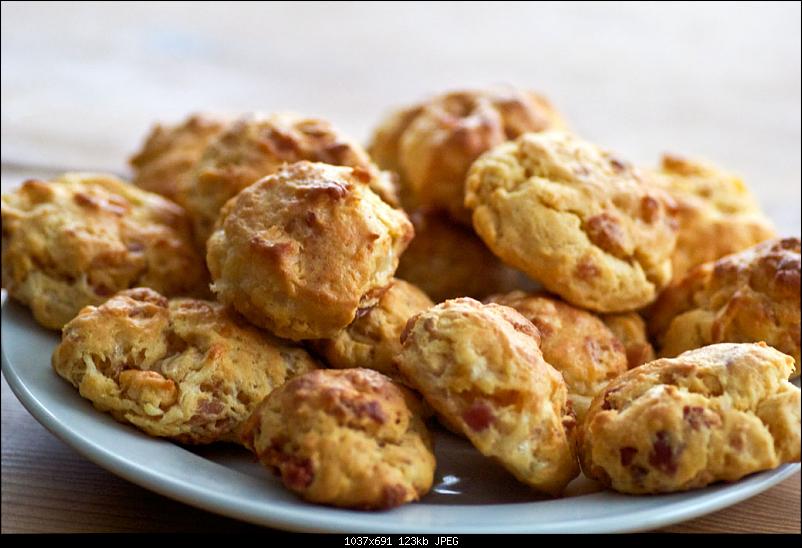 Klicken Sie auf die Grafik fr eine grere Ansicht 

Name:	bacon-cheese-biscuits.jpg 
Hits:	89 
Gre:	122,8 KB 
ID:	12133