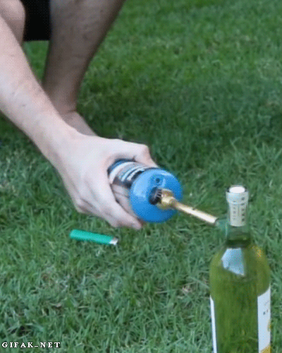 Name:  LWzlrhd.gif
Hits: 128
Gre:  1,76 MB