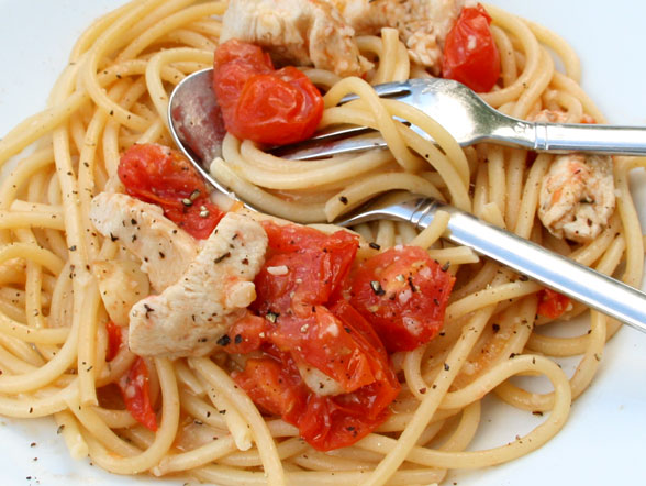 Name:  makaroni-mit-tomaten,-parmesan,-hhnchen.jpg
Hits: 33
Gre:  73,4 KB