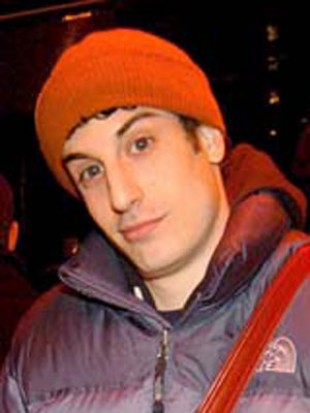 Name:  Jason-Biggs2.jpg
Hits: 27
Gre:  26,0 KB