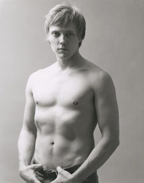 Name:  Christopher-Walken.jpg
Hits: 47
Gr��e:  28,2 KB